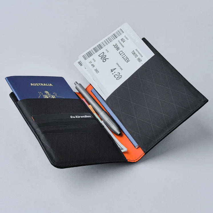 ALPAKA ARK BIFOLD PASSPORT WALLET (Passport, 3 Card Slots)