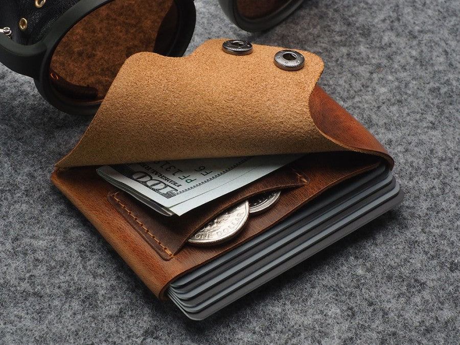 PULARYS HOBBY Wallet - Saddle Leather (8 kartu, uang kertas, dan kantong koin)