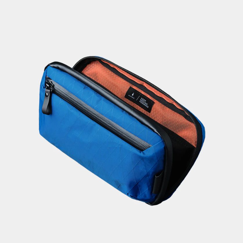 ALPAKA ELEMENTS TECH CASE MINI ( fits a Kindle e-reader )