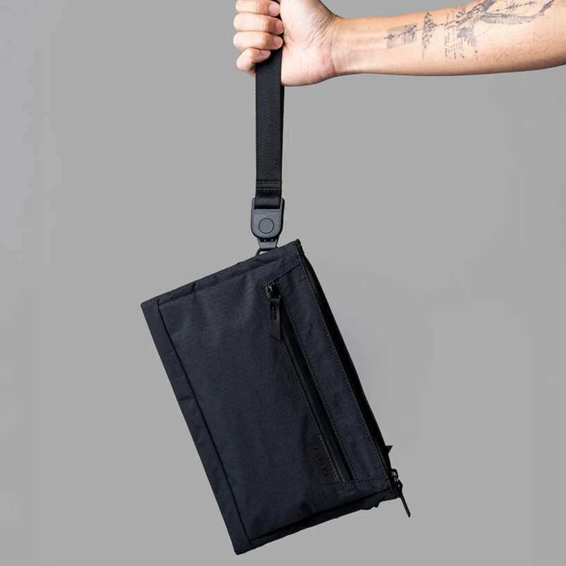 ALPAKA - ZIP POUCH MAX V2