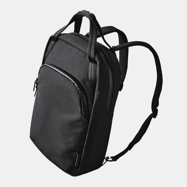 ALPAKA BRAVO TOTEPACK (13 L, Fits a Macbook Pro 16")