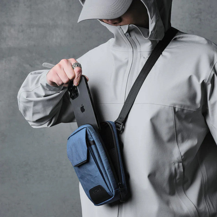 ALPAKA MODULAR SLING ECO RX30 (iPhone, Nintendo Switch, Passport, EDC)