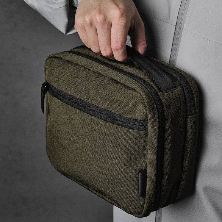 ALPAKA HEADPHONES CASE (AirPods Max, iPad Mini, 4L Sling Bag)