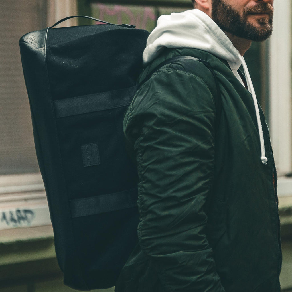 Johnny Urban Robin Medium Bike Backpack - Medium (Padded laptop compartment up to 16 inches)