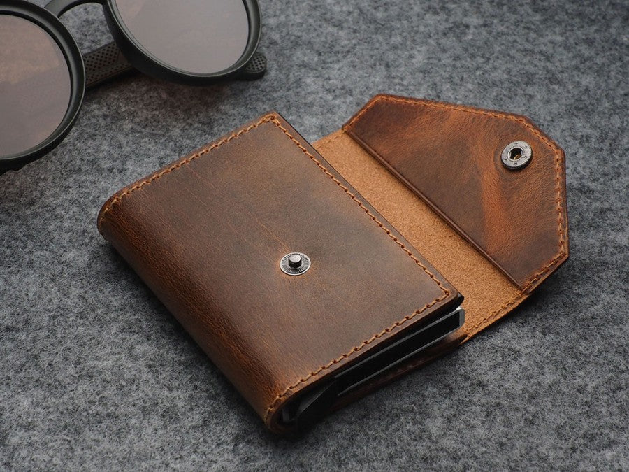 PULARYS PORTER RFID Wallet - Saddle Leather (7 kartu, uang kertas, dan kantong koin)