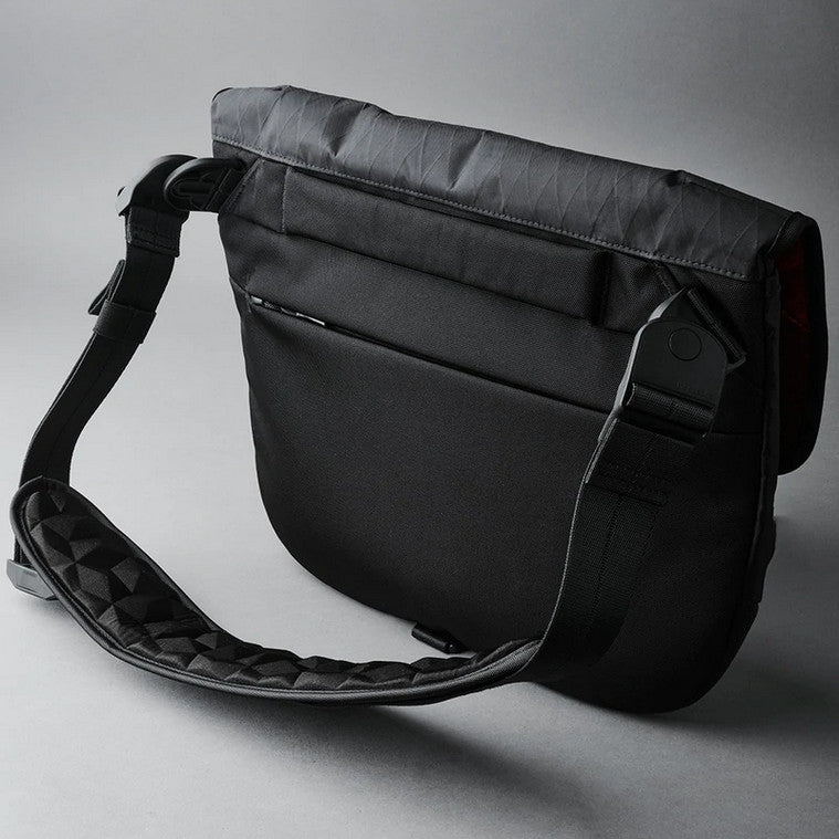 【ALPAKA】ALPHA MESSENGER メッセンジャーバッグ 正規販売代理店】Alpha Messenger