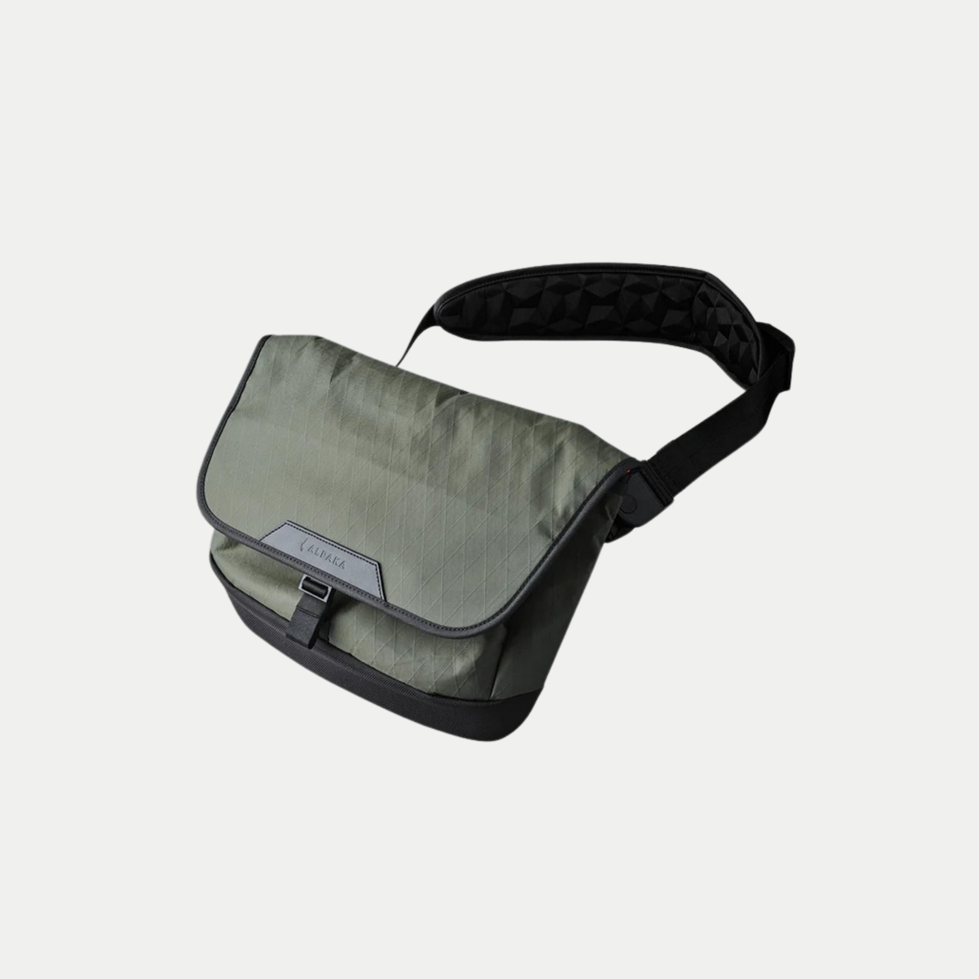 ALPAKA ALPHA MESSENGER LIMITED EDITION (Fits a 14" Macbook Pro)