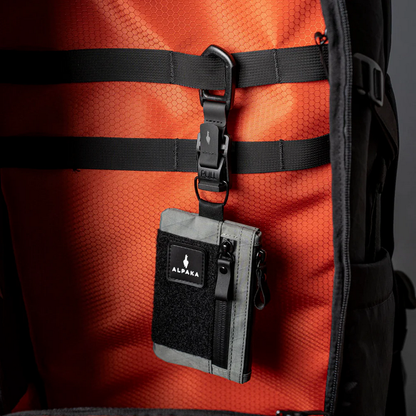 HUB CARABINER (Keys, Wallet, Card Holder, EDC)