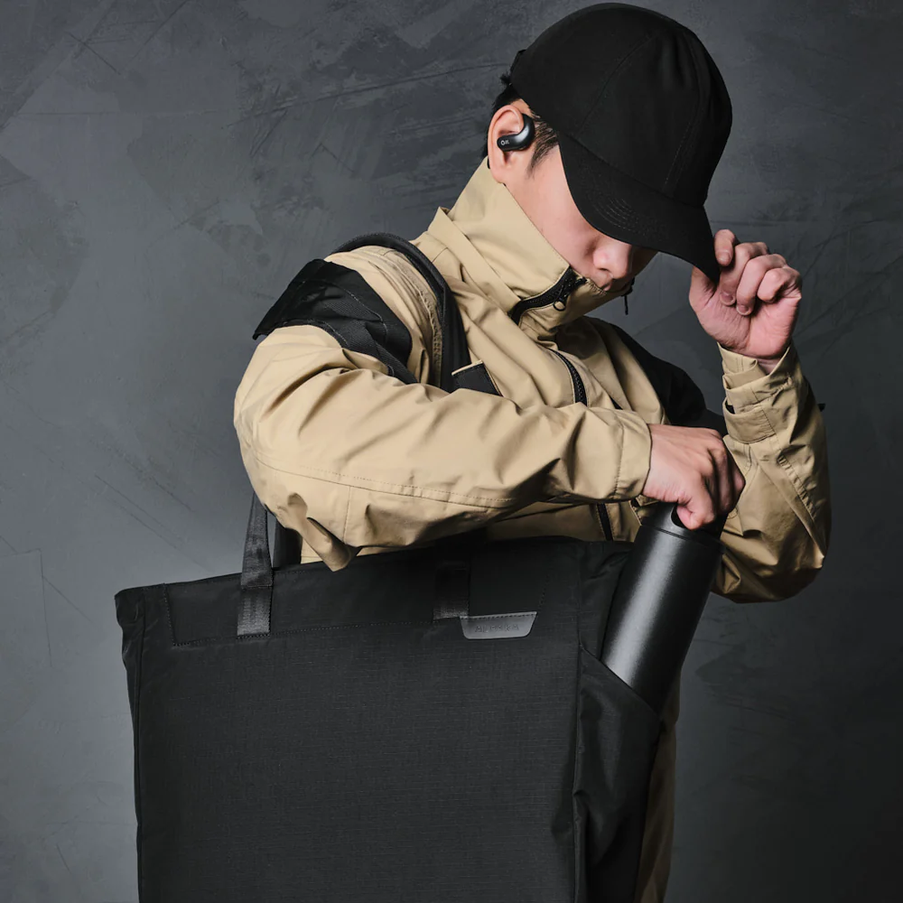 ALPAKA METRO TOTE  (14 L, Fits a Macbook Pro 16")