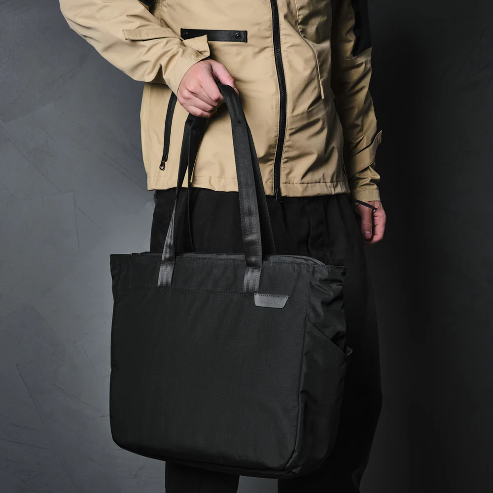 ALPAKA METRO TOTE  (14 L, Fits a Macbook Pro 16")