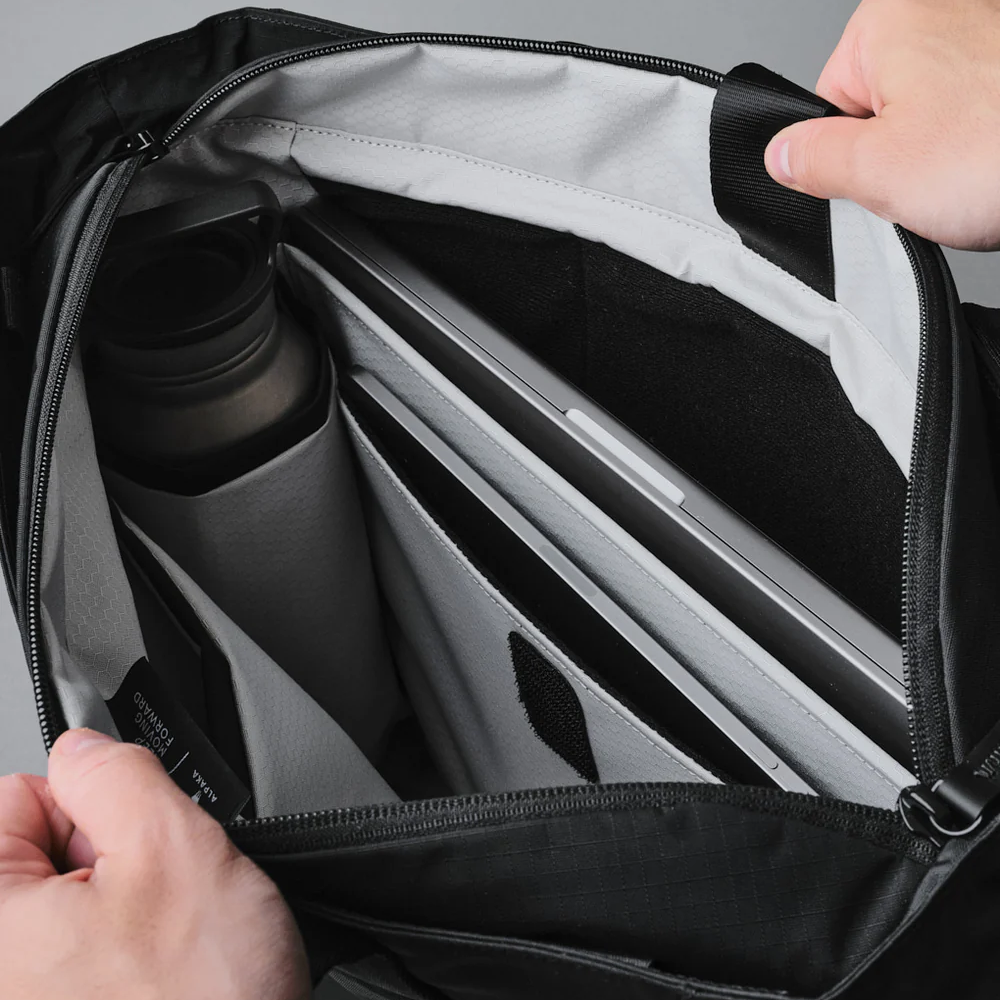 ALPAKA METRO TOTE  (14 L, Fits a Macbook Pro 16")