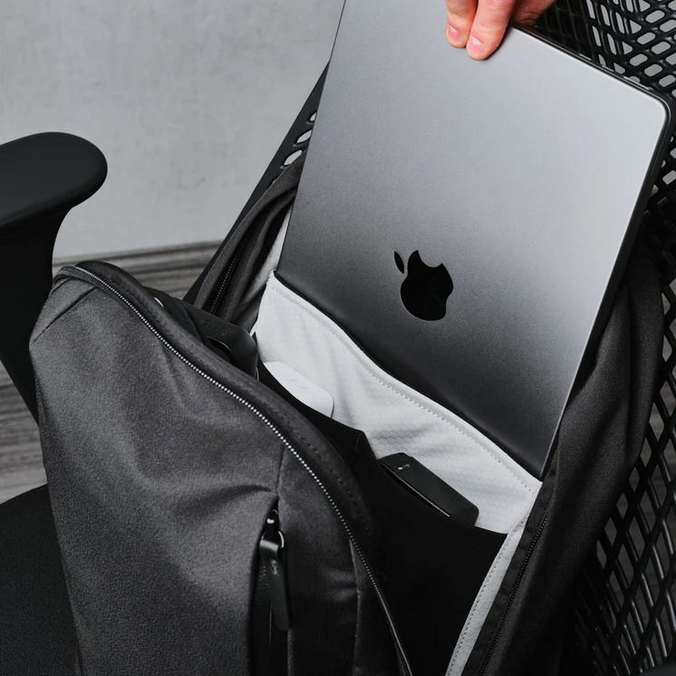 ALPAKA METRO BACKPACK (12 L, 14" Laptop, Everyday Carry)