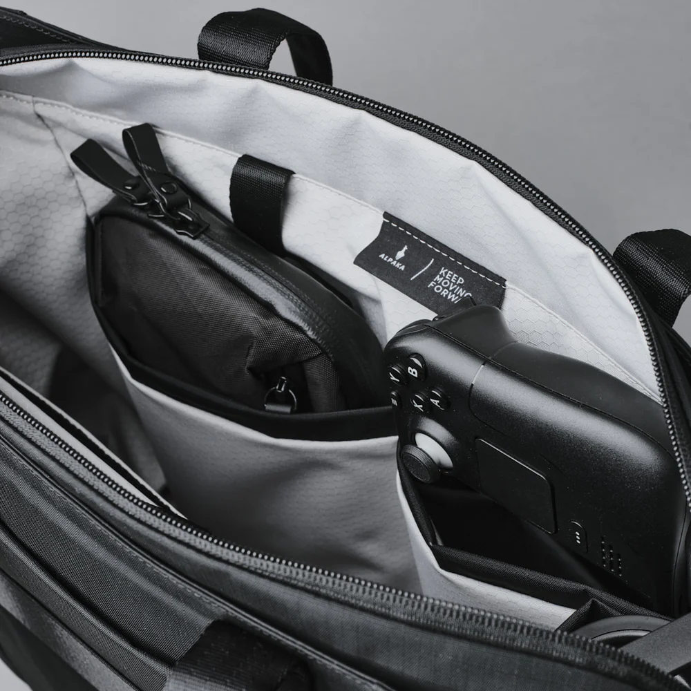 ALPAKA METRO TOTE  (14 L, Fits a Macbook Pro 16")