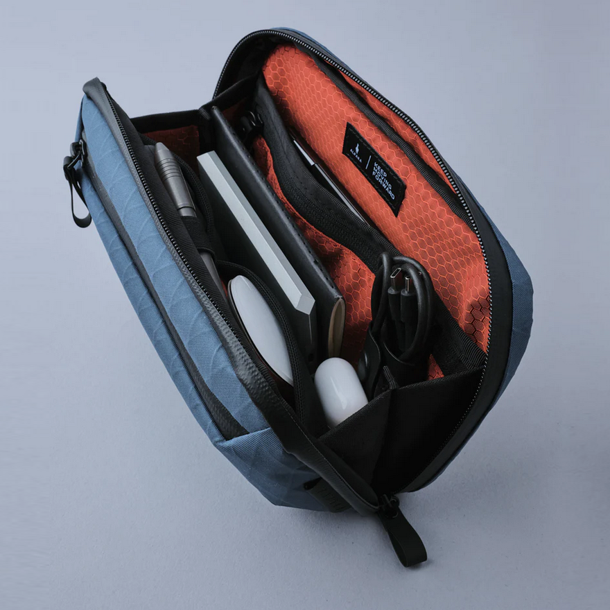 ALPAKA ELEMENTS TECH CASE MINI ECO RX30 Edition (fits Kindle e-reader)