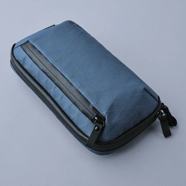 ALPAKA ELEMENTS TECH CASE MINI ECO RX30 Edition (fits Kindle e-reader)