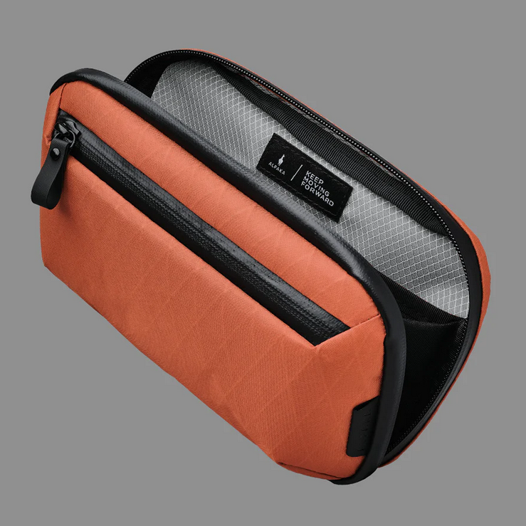 ALPAKA ELEMENTS TECH CASE MINI ECO RX30 Edition (fits Kindle e-reader)