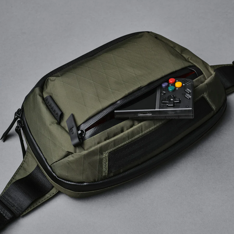 ALPAKA BRAVO WAIST PACK (4L, fits iPad Mini & Nintendo Switch)