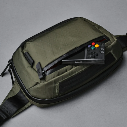 ALPAKA BRAVO WAIST PACK (4L, fits iPad Mini & Nintendo Switch)