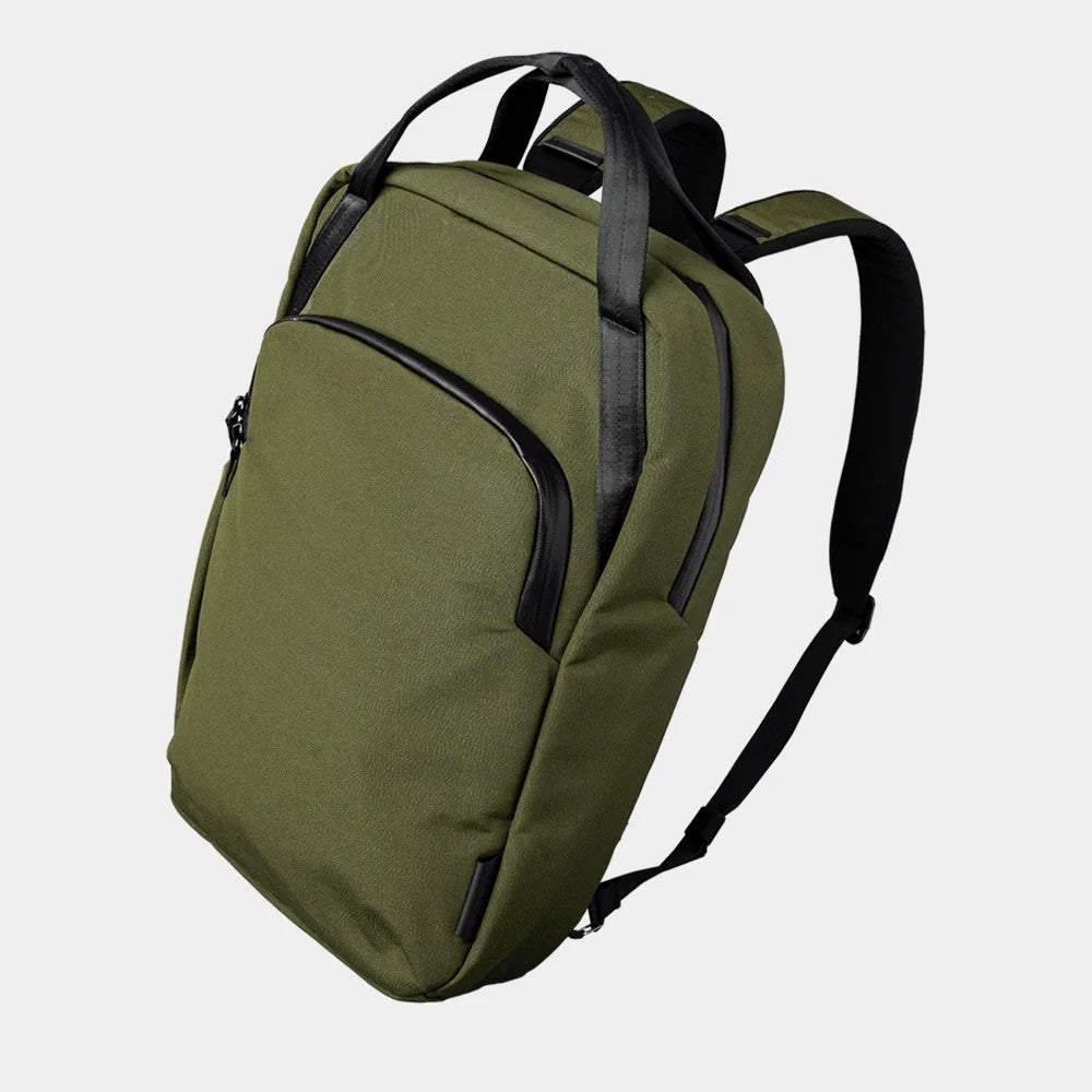 ALPAKA BRAVO TOTEPACK (13 L, Fits a Macbook Pro 16")