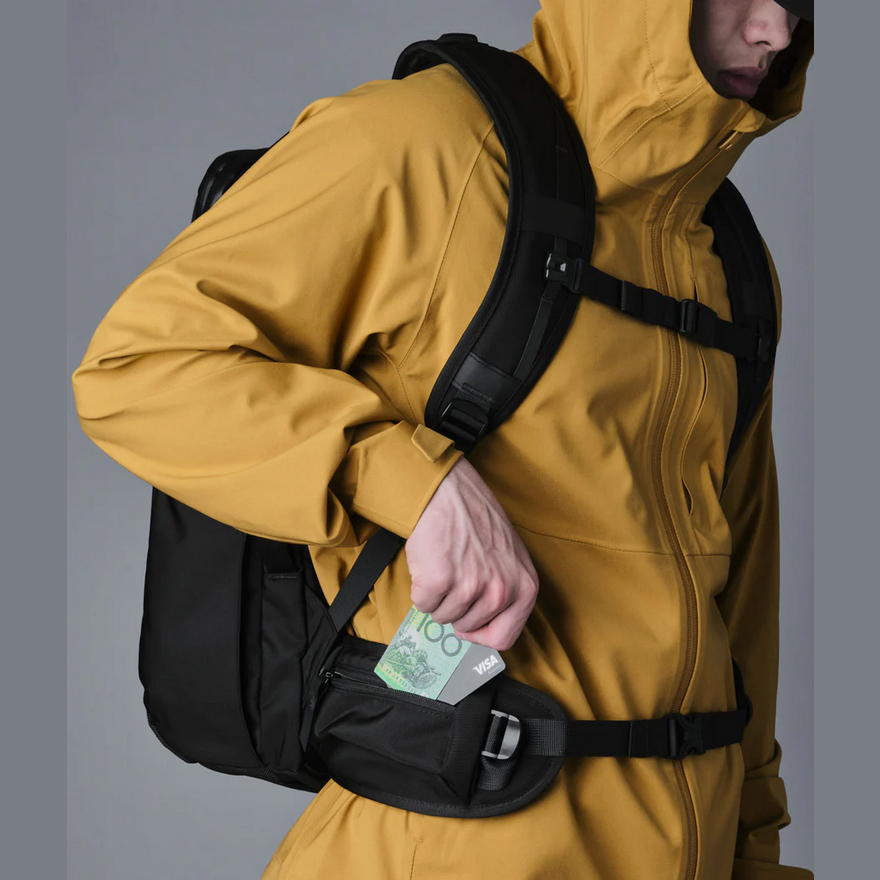 ALPAKA - ELEMENTS TRAVEL BACKPACK