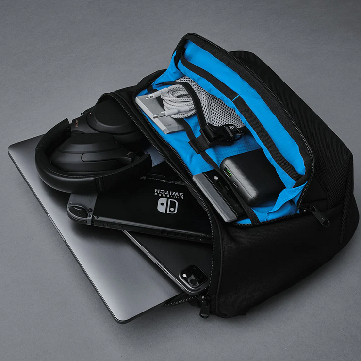 ALPAKA BRAVO SLING MAX V2 ( Fit a 14" MacBook Pro )