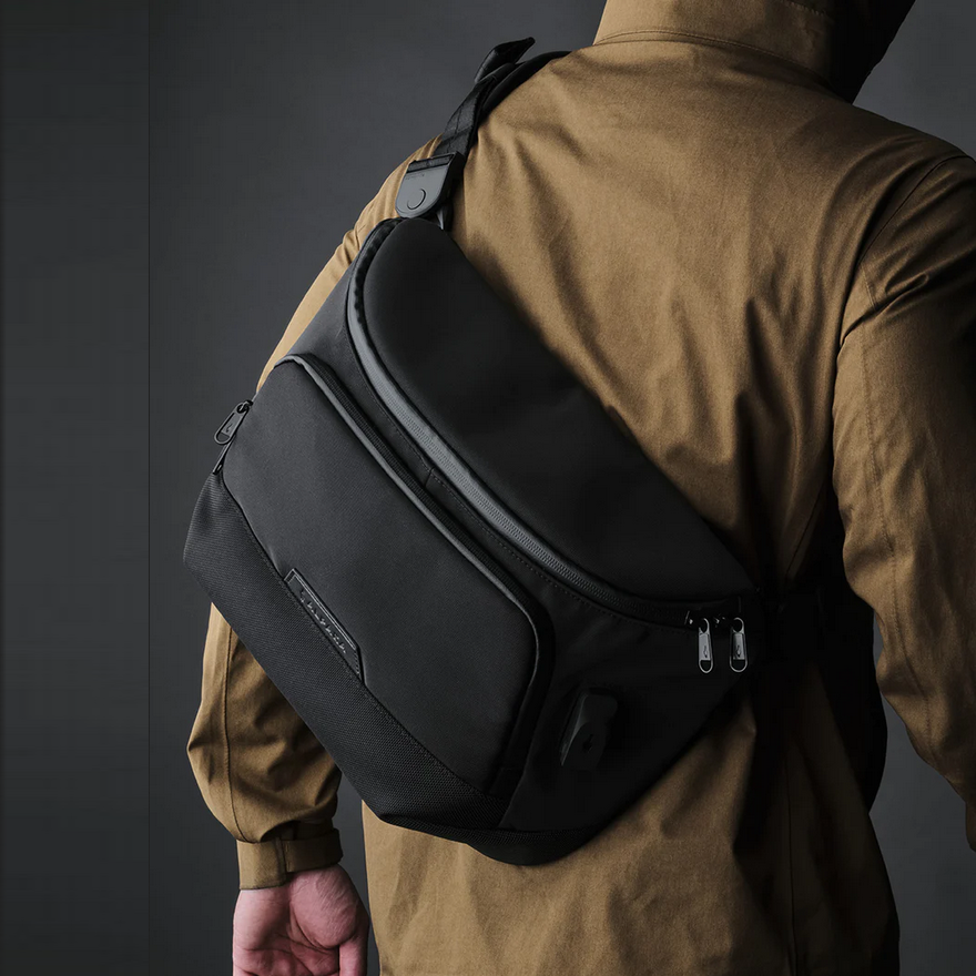 ALPAKA BRAVO SLING MAX V2 ( Fit a 14" MacBook Pro )