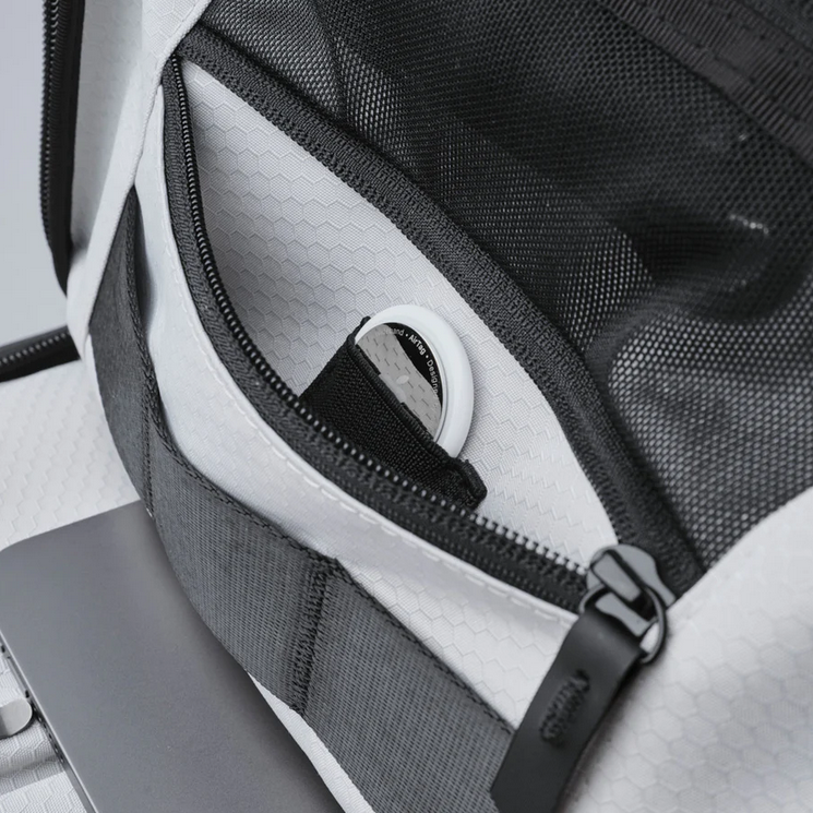 ALPAKA - ELEMENTS TRAVEL BACKPACK