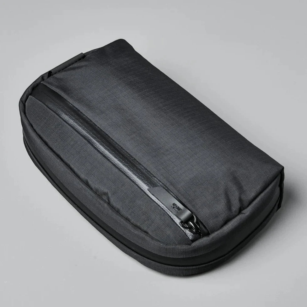 ALPAKA TOILETRY BAG