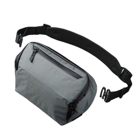 ALPAKA VERTEX POUCH (3.5 L, fits an iPad Mini)