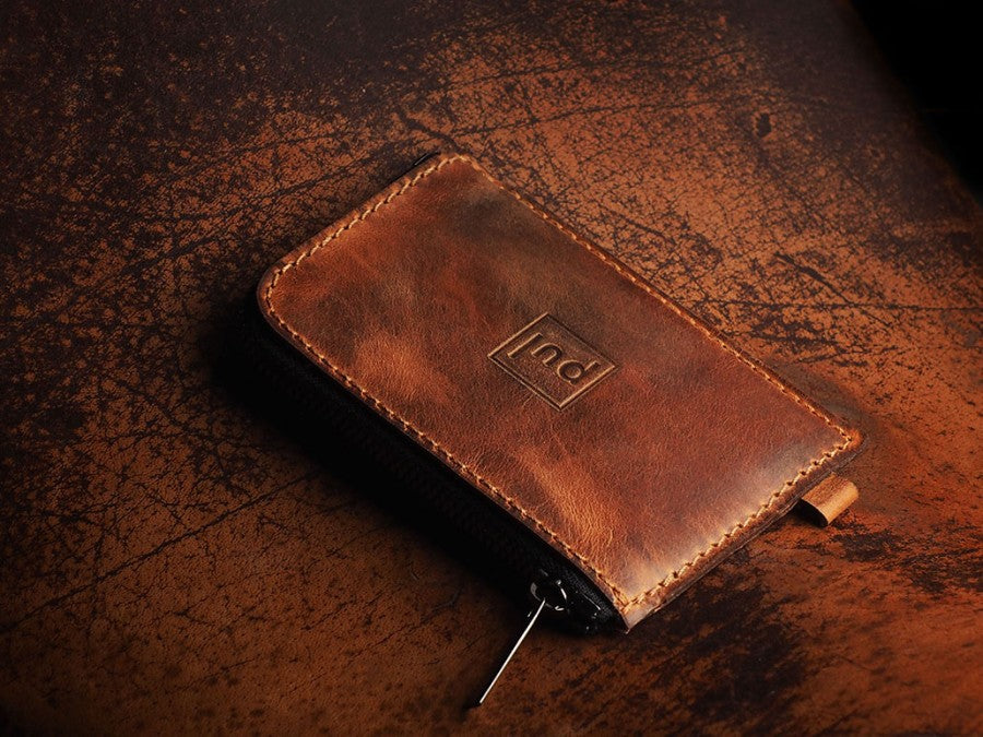 PULARYS OLDTIMER SLIM Wallet - Saddle Leather (8 kartu, uang kertas, dan kantong koin)