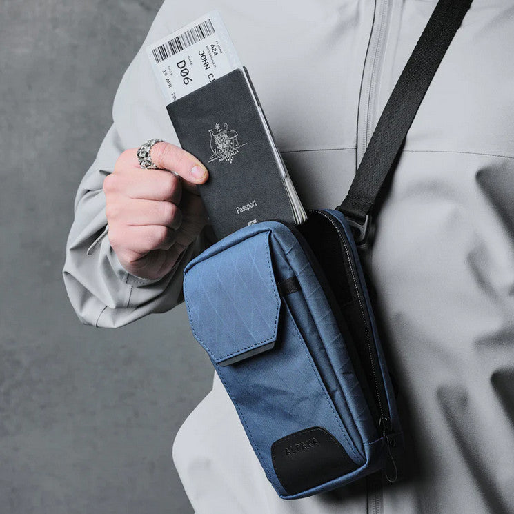 ALPAKA MODULAR SLING ECO RX30 (iPhone, Nintendo Switch, Passport, EDC)