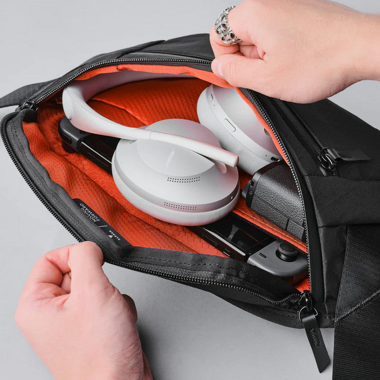 ALPAKA BRAVO SLING MINI V2 (5L, fit an iPad Mini 6)