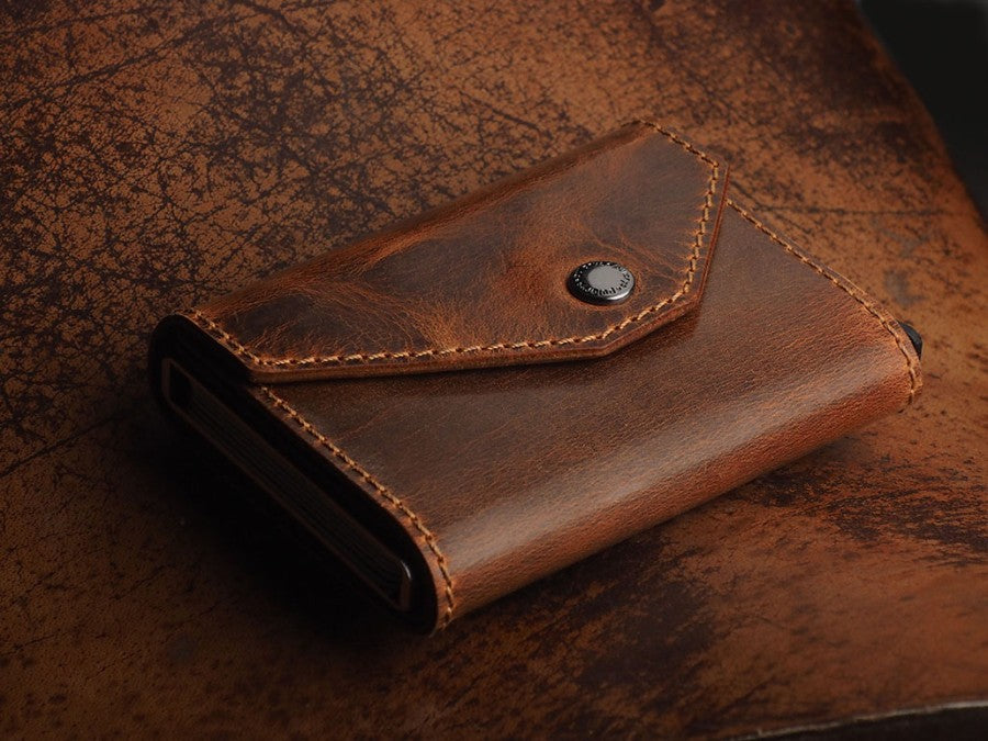 PULARYS PORTER RFID Wallet - Saddle Leather (7 kartu, uang kertas, dan kantong koin)