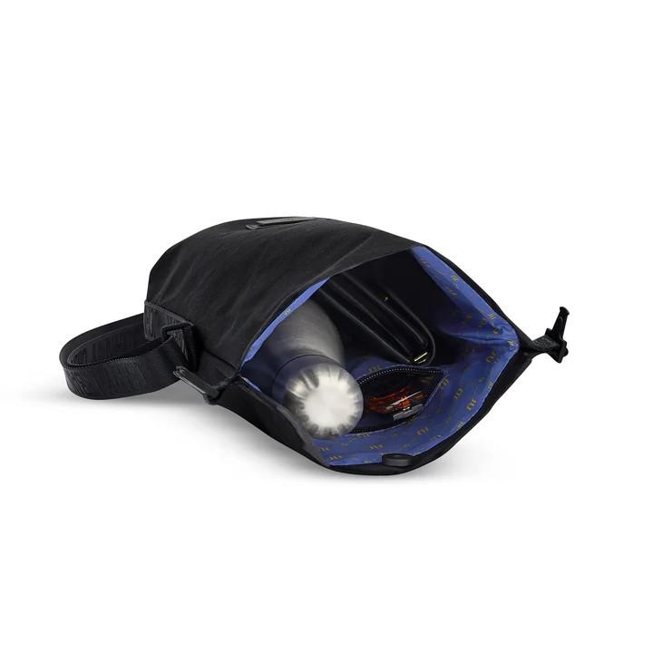 Johnny Urban Rue Rolltop Bag ( Flexible Shoulder Bag with Rolltop)