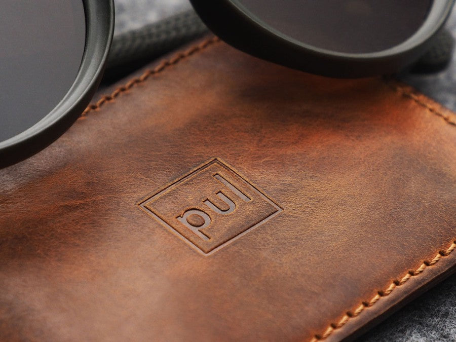 PULARYS OLDTIMER SLIM Wallet - Saddle Leather (8 kartu, uang kertas, dan kantong koin)