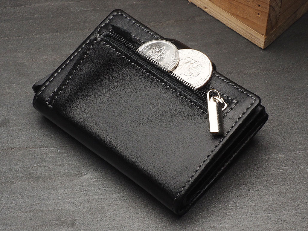 PULARYS SOHO RFID wallet (Holds 9 cards)