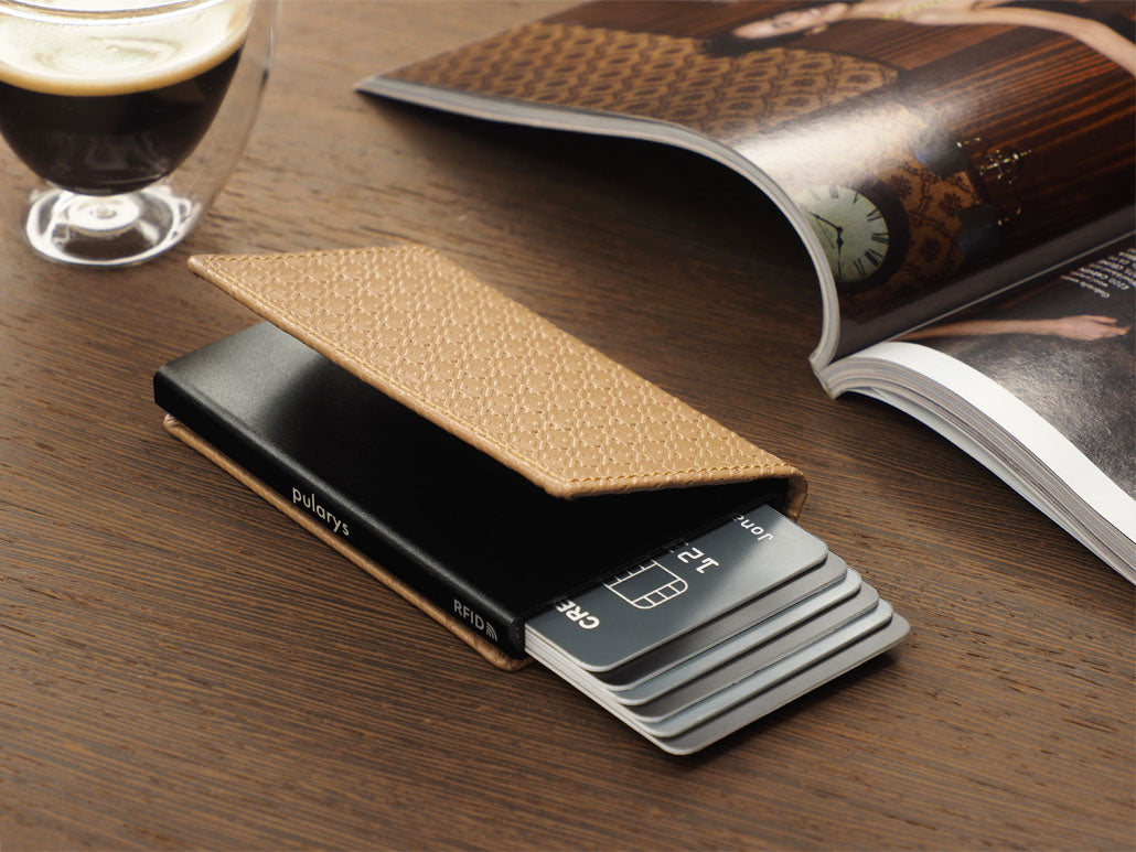 PULARYS YOGA RFID WALLET - RETRO ITALIA LEATHER (Holds up to 8 Cards - Gradual Ejection Mechanism)